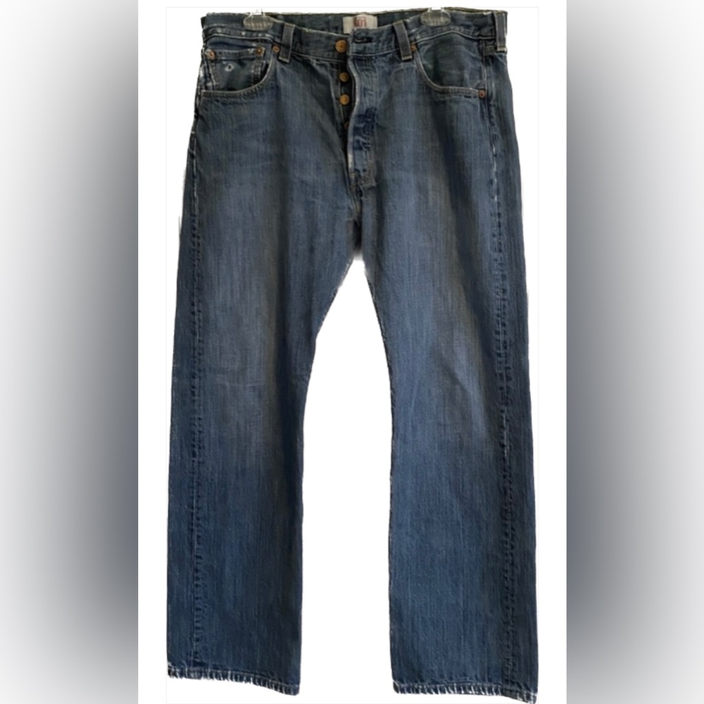 Vintage Levis 501 Button Fly Distressed Blue Jeans Mens 35x30 Straight Leg Denim